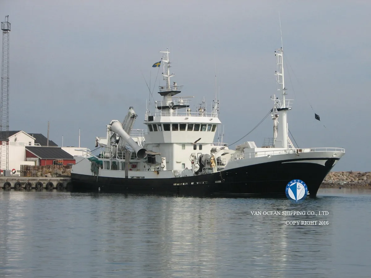 Navio de pesca de arrasto à venda