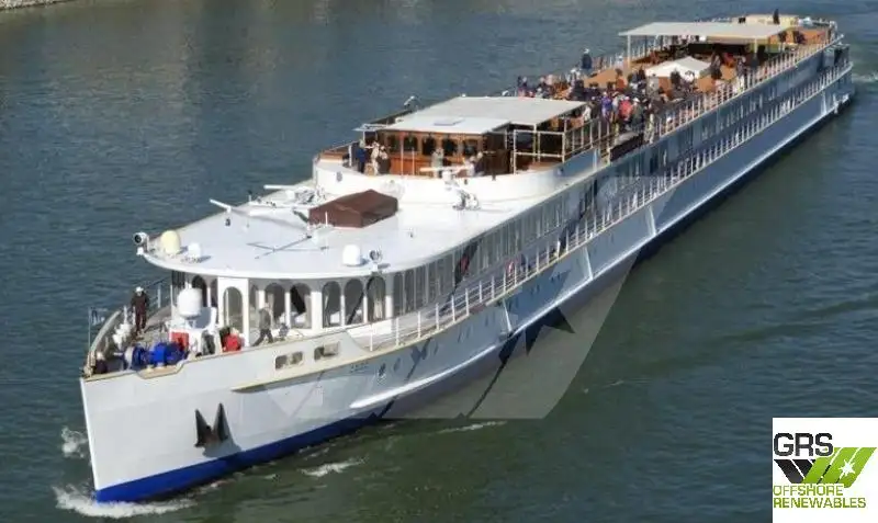 Navio de cruzeiro à venda