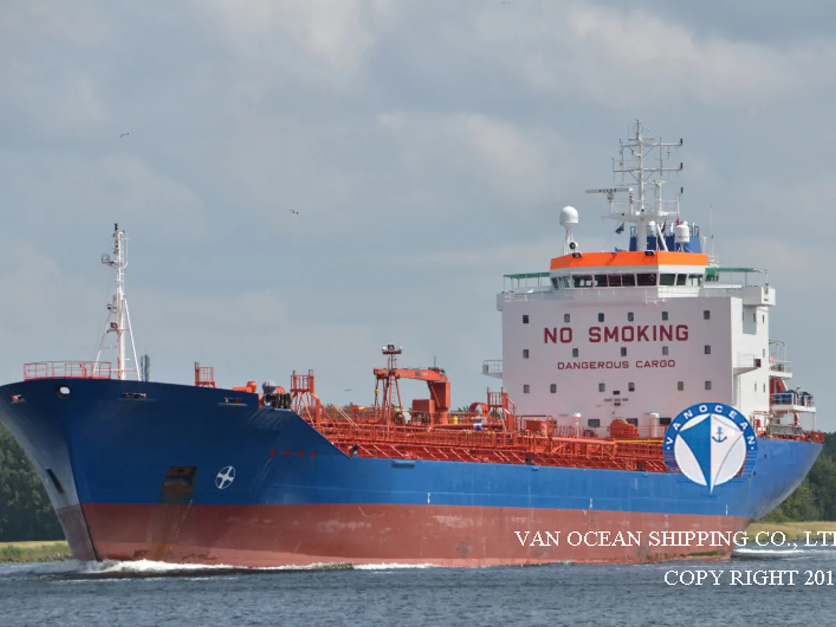Navio-tanque de óleo/produtos químicos à venda