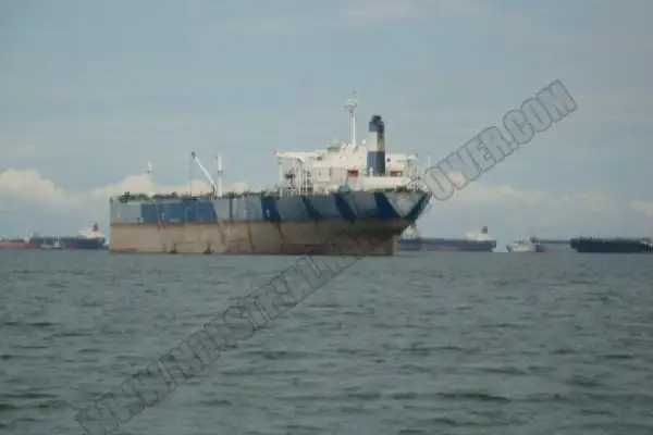 Navio-tanque de óleo/produtos químicos à venda