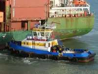 Rebocador à venda