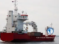 Navio frigorífico à venda