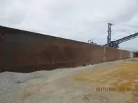 Barcaça à venda