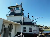 Rebocador à venda
