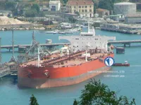 Navio-tanque de óleo/produtos químicos à venda