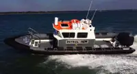Bote inflável rígido à venda