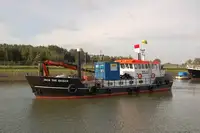 Barcaça à venda