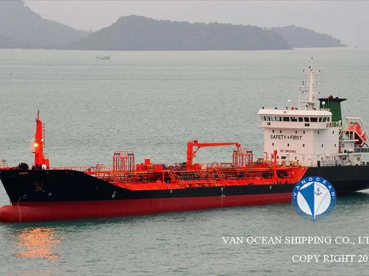 Navio-tanque de óleo/produtos químicos à venda