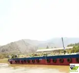 Barcaça à venda