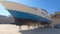 Navio de passageiros à venda