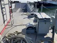 Balsa de desembarque, tanque à venda