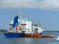 Navio frigorífico à venda