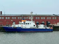 Navio de patrulha à venda