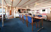 Navio de passageiros à venda