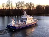Navio de pesquisa à venda