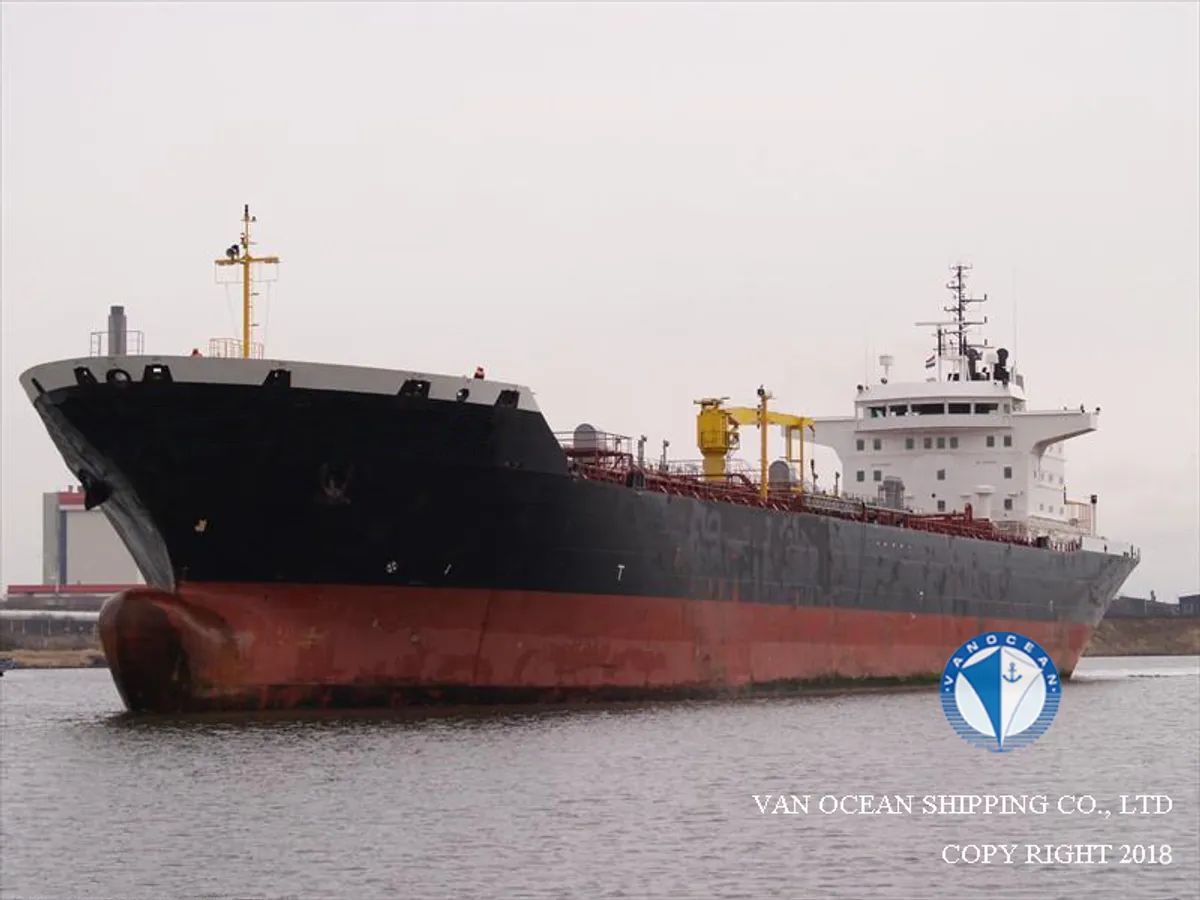 Navio-tanque de óleo/produtos químicos à venda