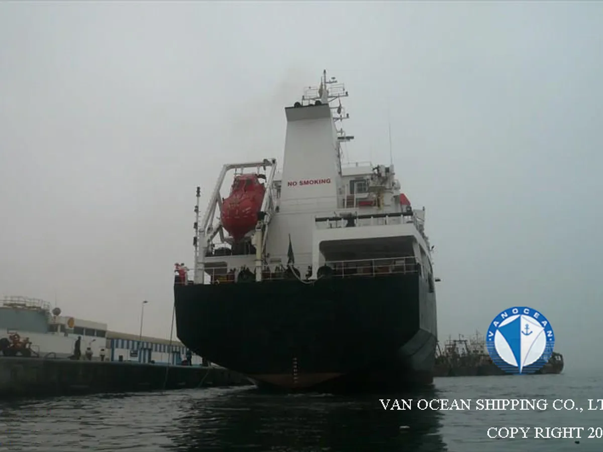 Navio-tanque de óleo/produtos químicos à venda