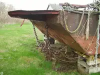 Barcaça à venda