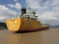 Navio-tanque de óleo/produtos químicos à venda