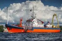 Navio porta-contentores à venda