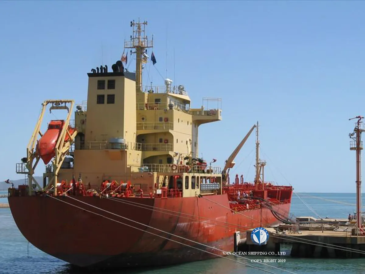 Navio-tanque de óleo/produtos químicos à venda