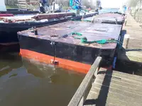 Pontão à venda
