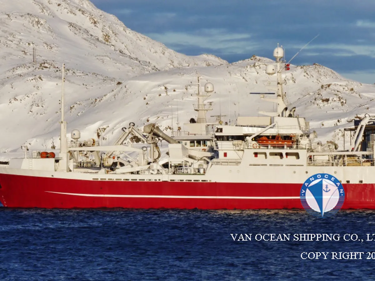 Navio de pesca de arrasto à venda