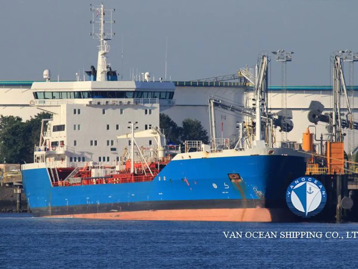 Navio-tanque de óleo/produtos químicos à venda
