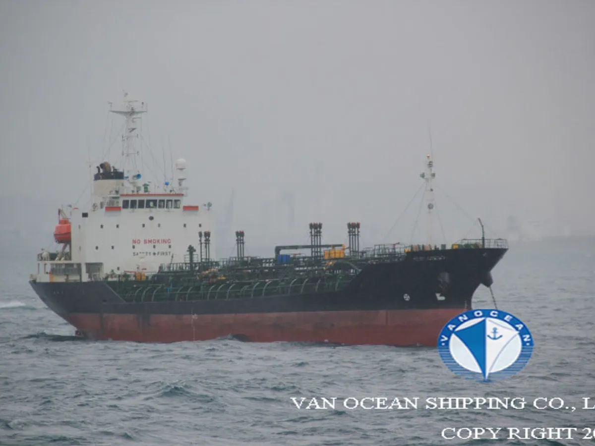 Navio-tanque de óleo/produtos químicos à venda
