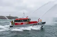 Rebocador à venda