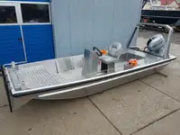 Barcos de trabalho à venda