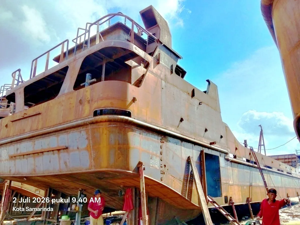 Balsa de desembarque, tanque à venda