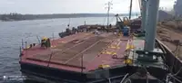 Barcaça à venda