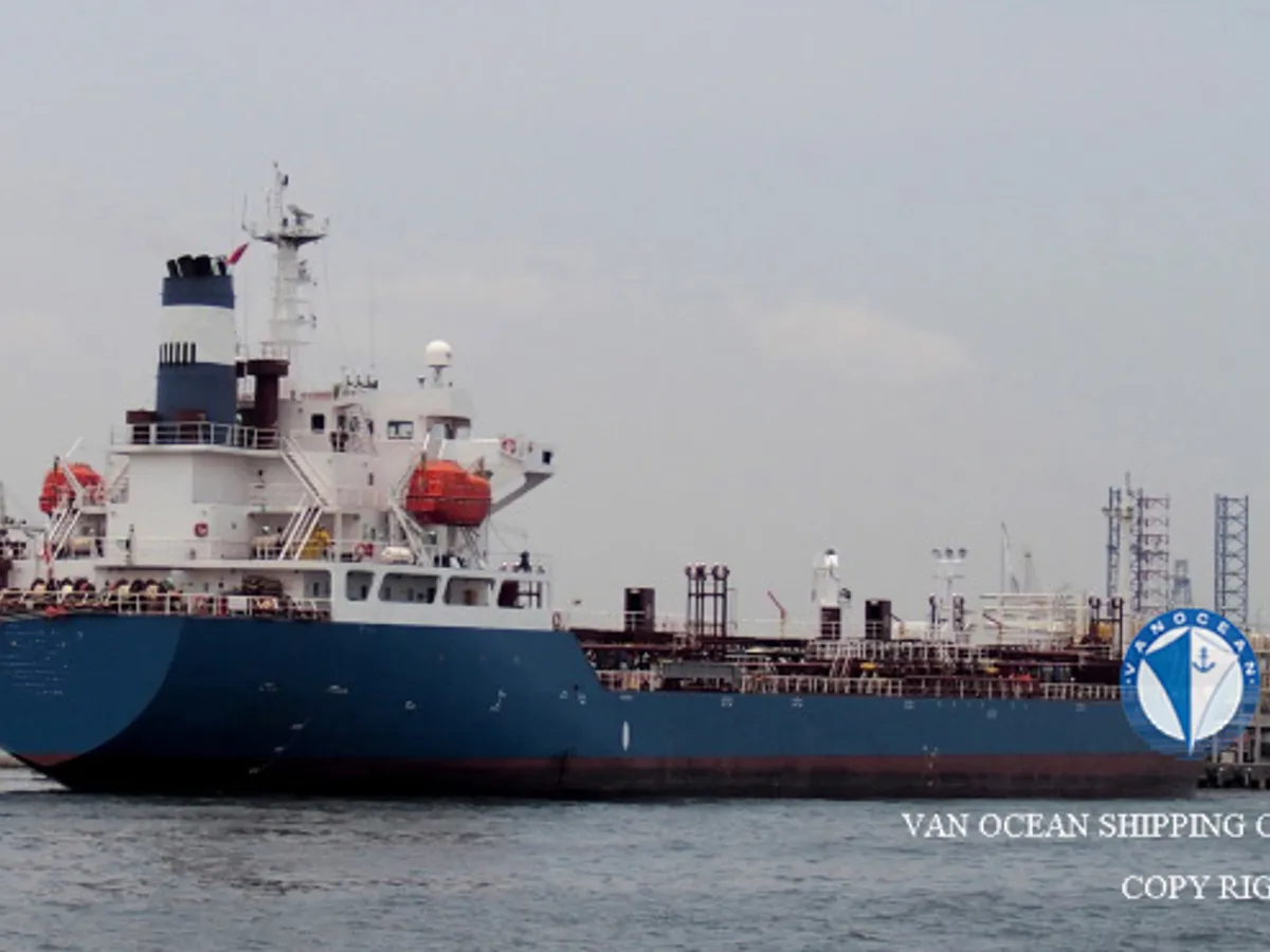 Navio-tanque de óleo/produtos químicos à venda