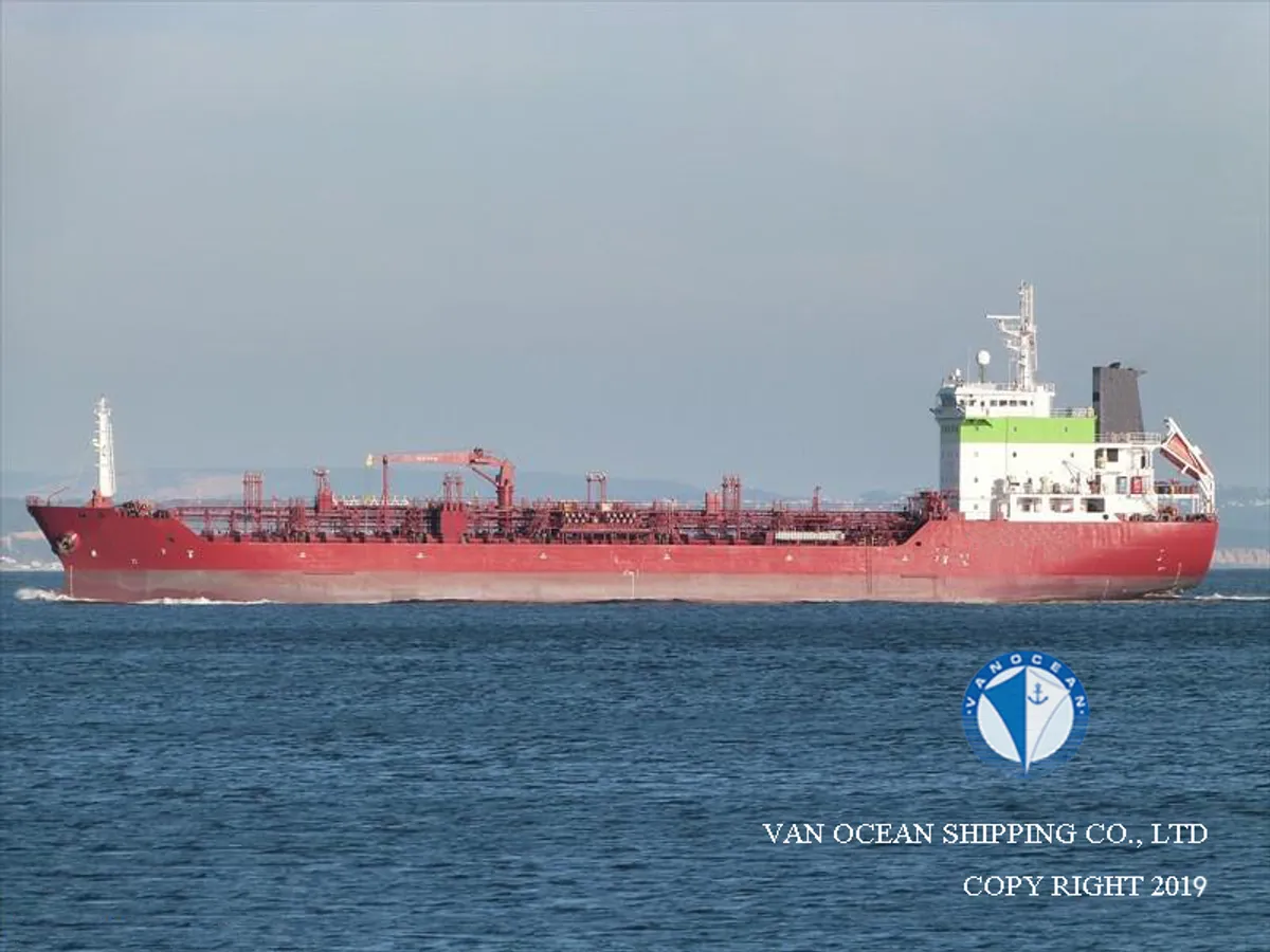 Navio-tanque de óleo/produtos químicos à venda
