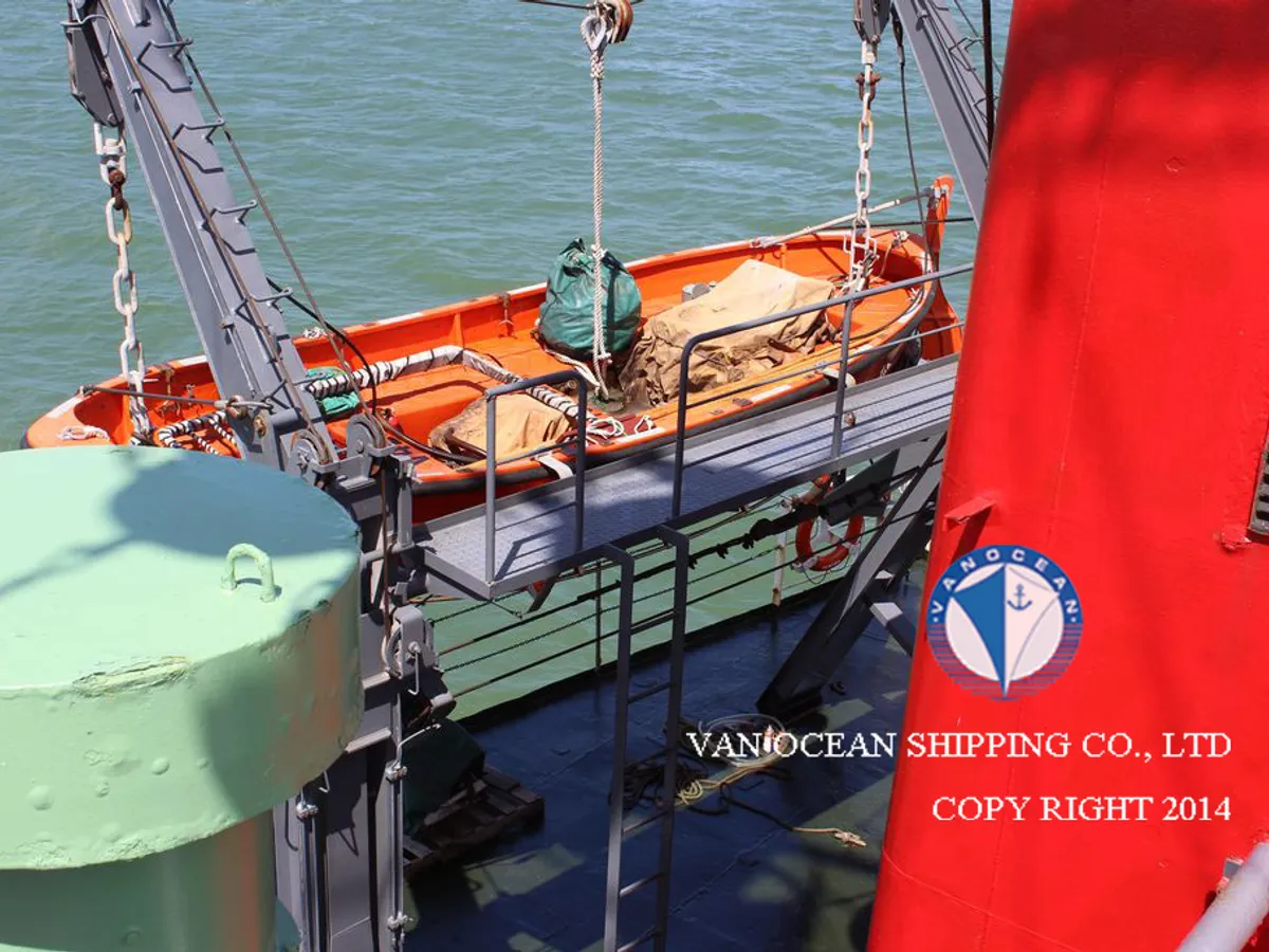 Navio-tanque de óleo/produtos químicos à venda