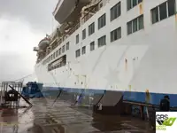 Navio de cruzeiro à venda