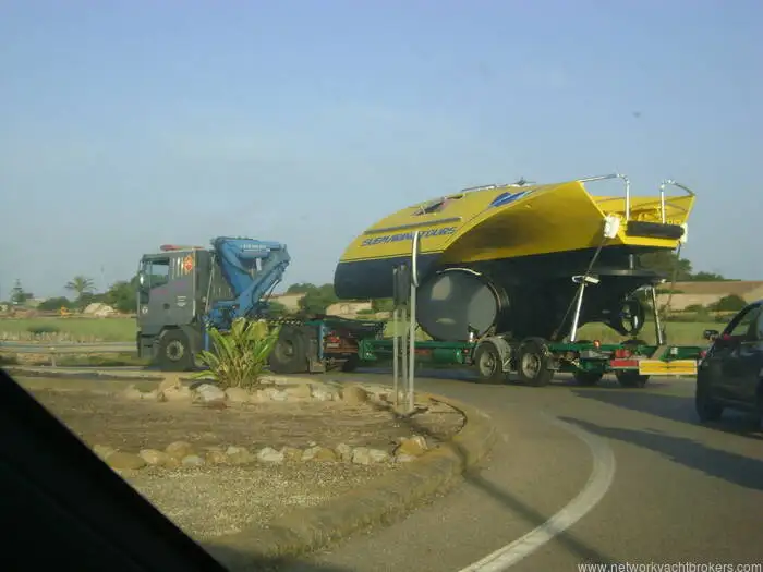 Submarino à venda