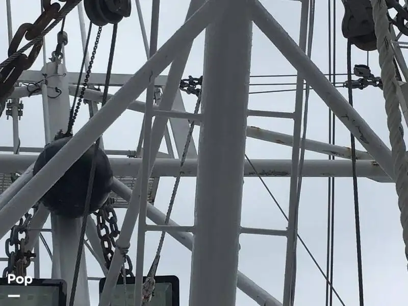 Navio de pesca de arrasto à venda