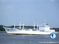 Navio frigorífico à venda