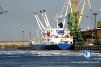 Navio frigorífico à venda