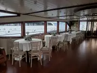 Navio de cruzeiro à venda