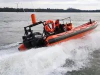 Navio porta-contentores à venda