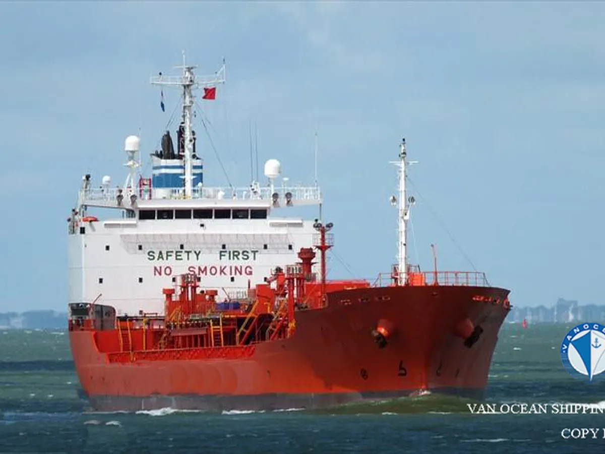 Navio-tanque de óleo/produtos químicos à venda