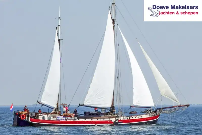 Navio graneleiro à venda