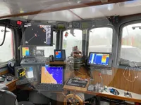 Navio de pesca à venda