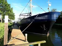 Navio de pesca de arrasto à venda