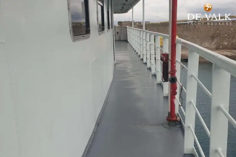 Navio de transporte de passageiros (Ferry) à venda
