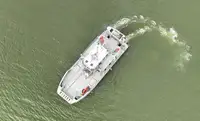 Catamarã à venda