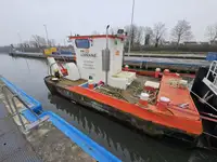Rebocador à venda